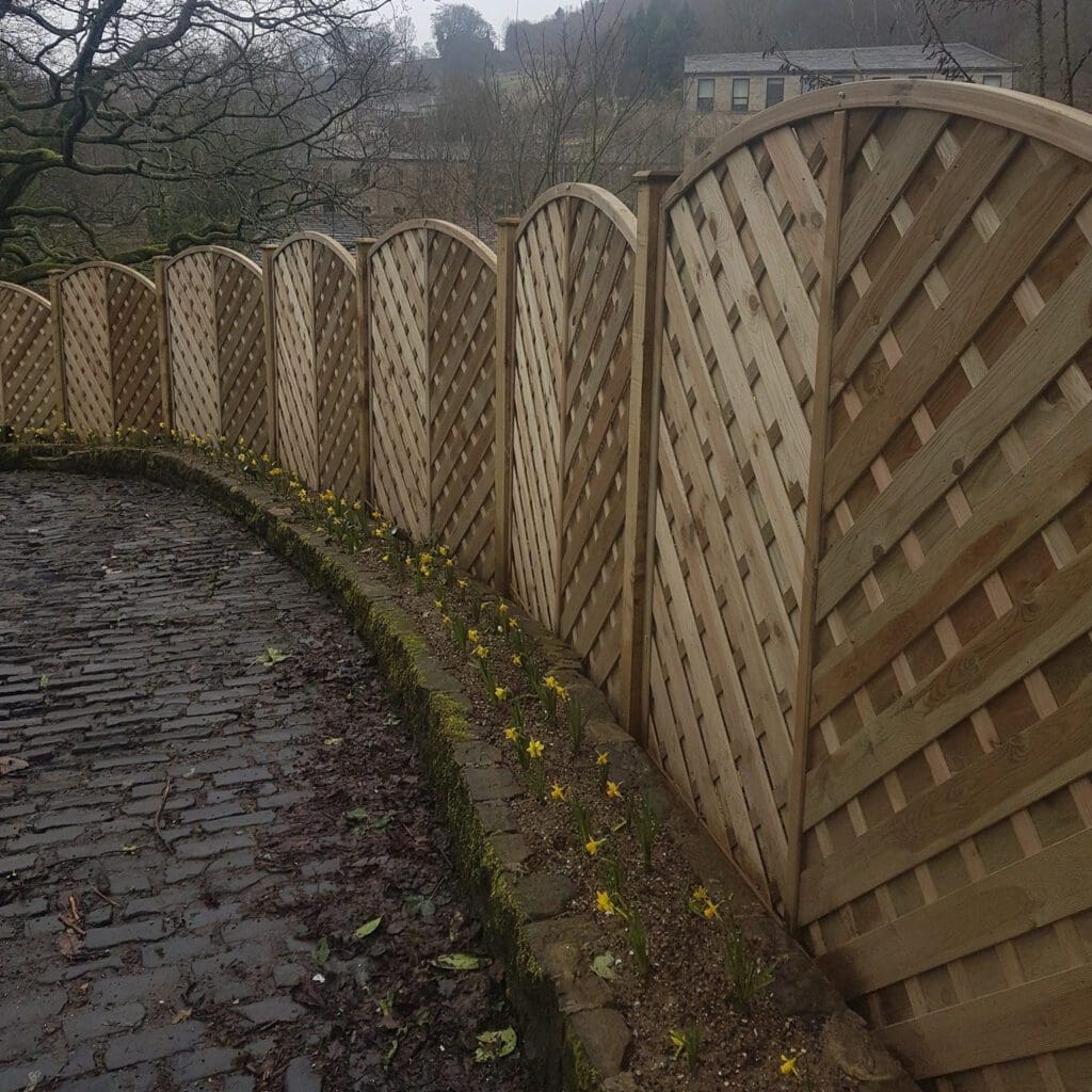 Solid fence panels Bradford