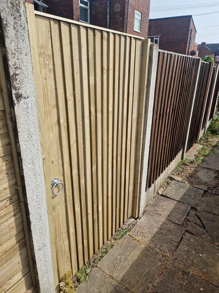 Featheredge gate built on site Normanton 1