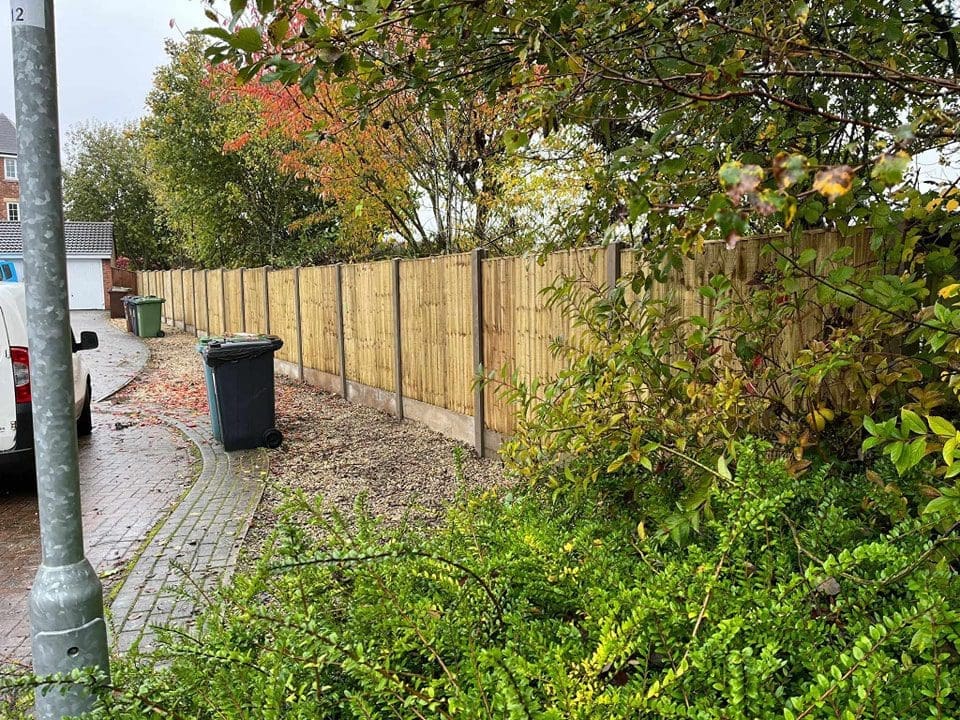 shared fence for 3 properties In ls10