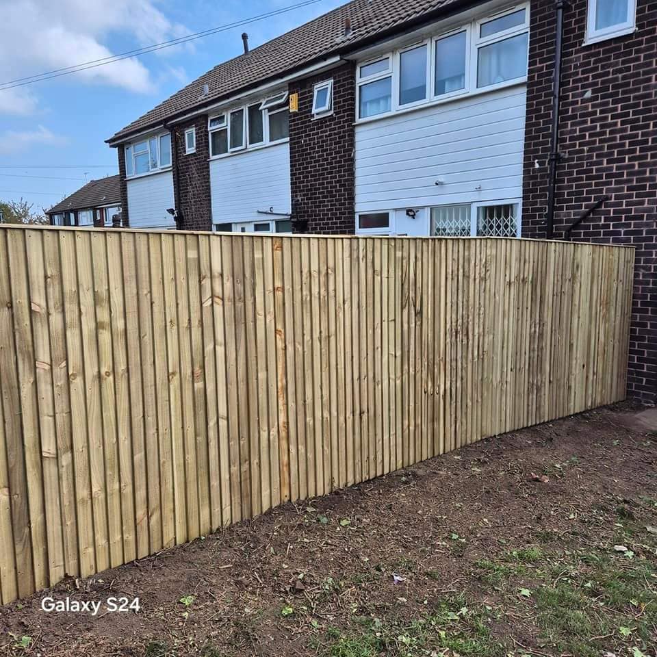 closeboard fencing